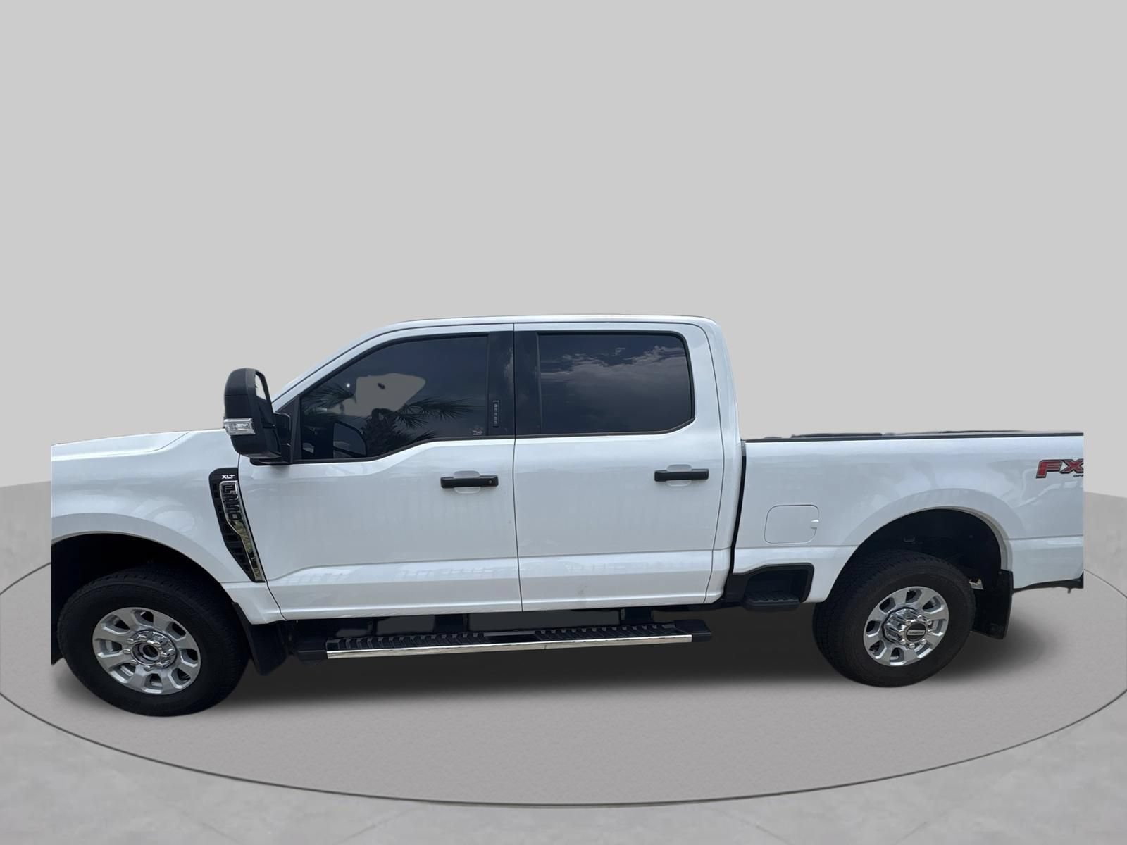 Certified 2024 Ford F250 XLT w/ FX4 Off-Road Package AWD/4WD image 16