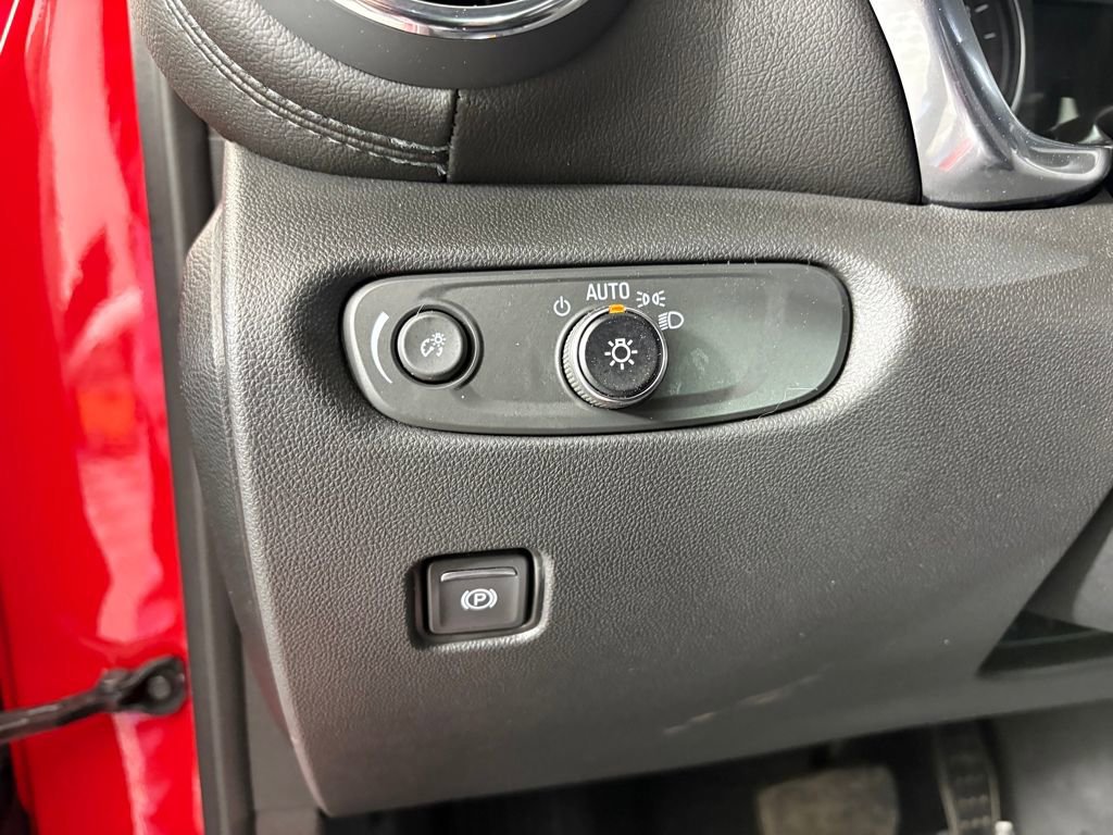 Used 2022 Chevrolet Blazer LT w/ Sound & Technology Package image 14