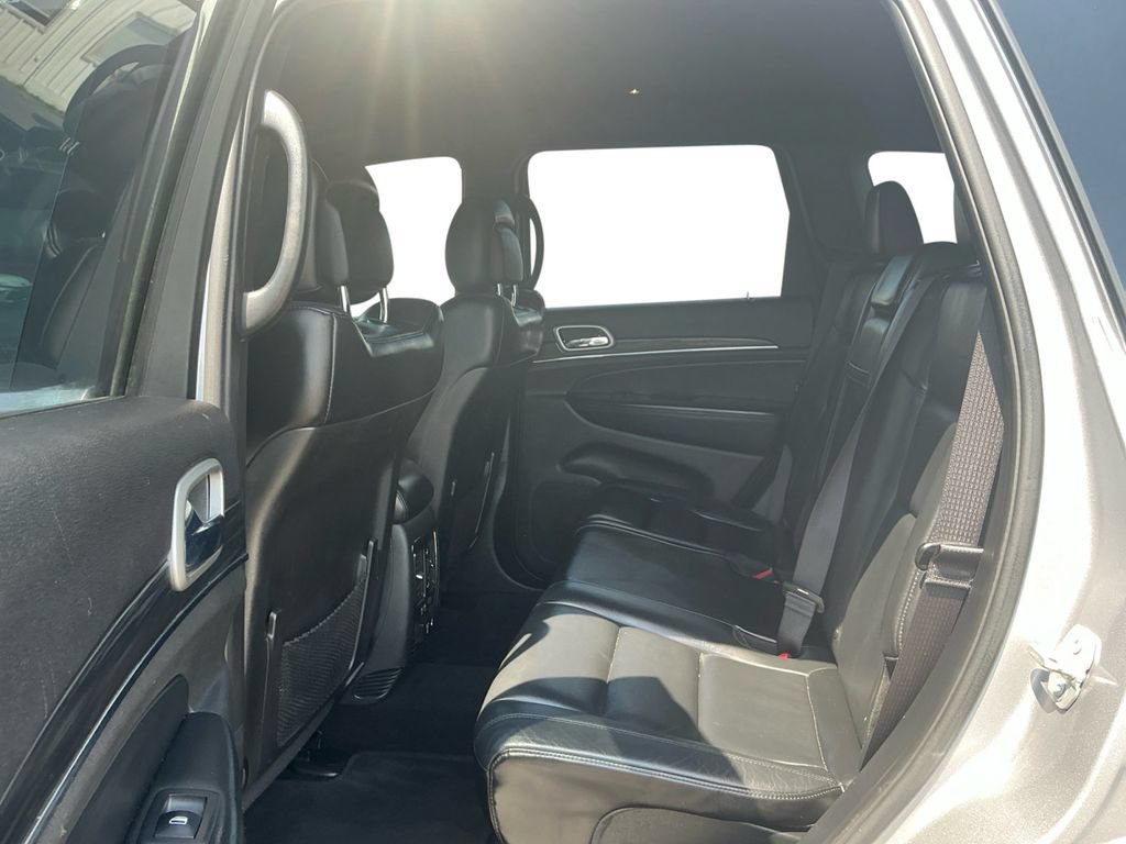 Used 2019 Jeep Grand Cherokee Limited AWD/4WD image 21
