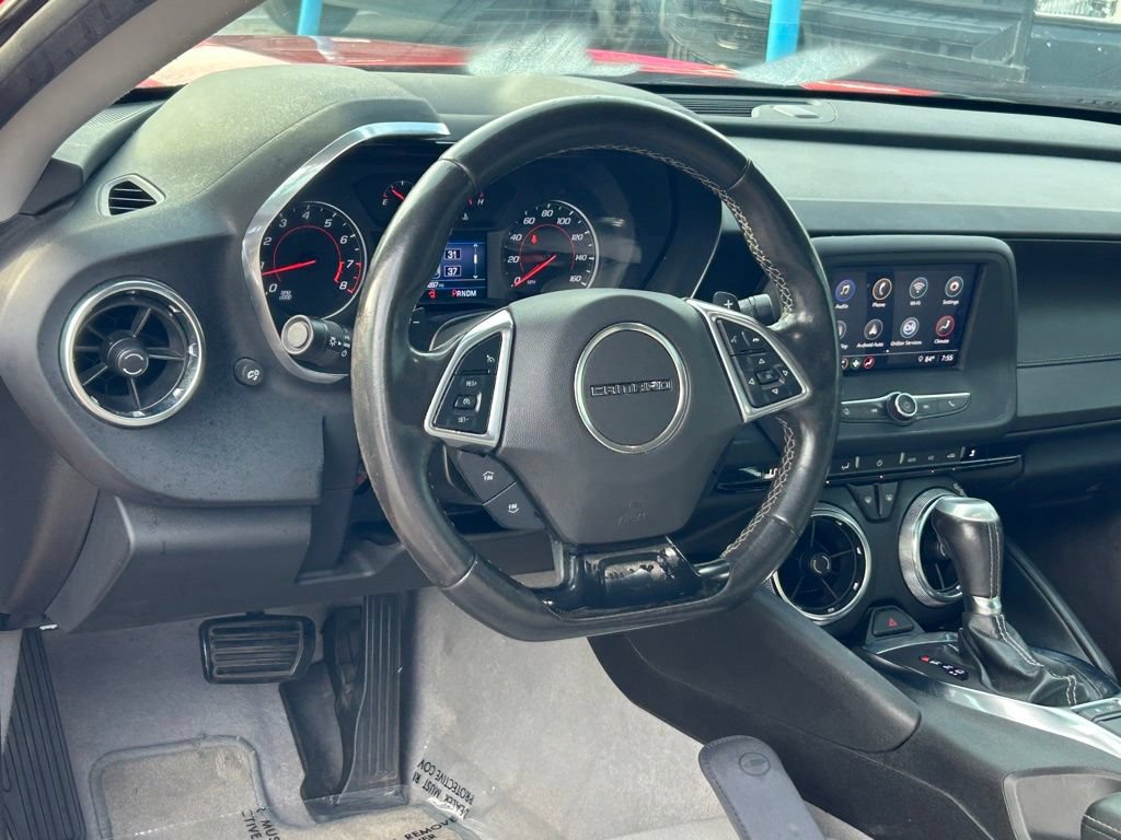 Used 2022 Chevrolet Camaro LT RWD image 31
