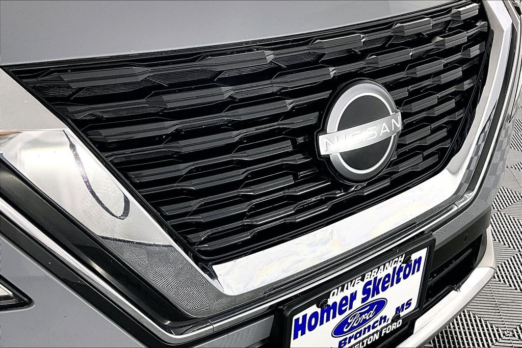 Used 2022 Nissan Rogue Platinum w/ Head-Up Display Package FWD image 30