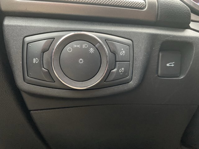 Certified 2019 Ford Fusion SE w/ Equipment Group 151A image 38