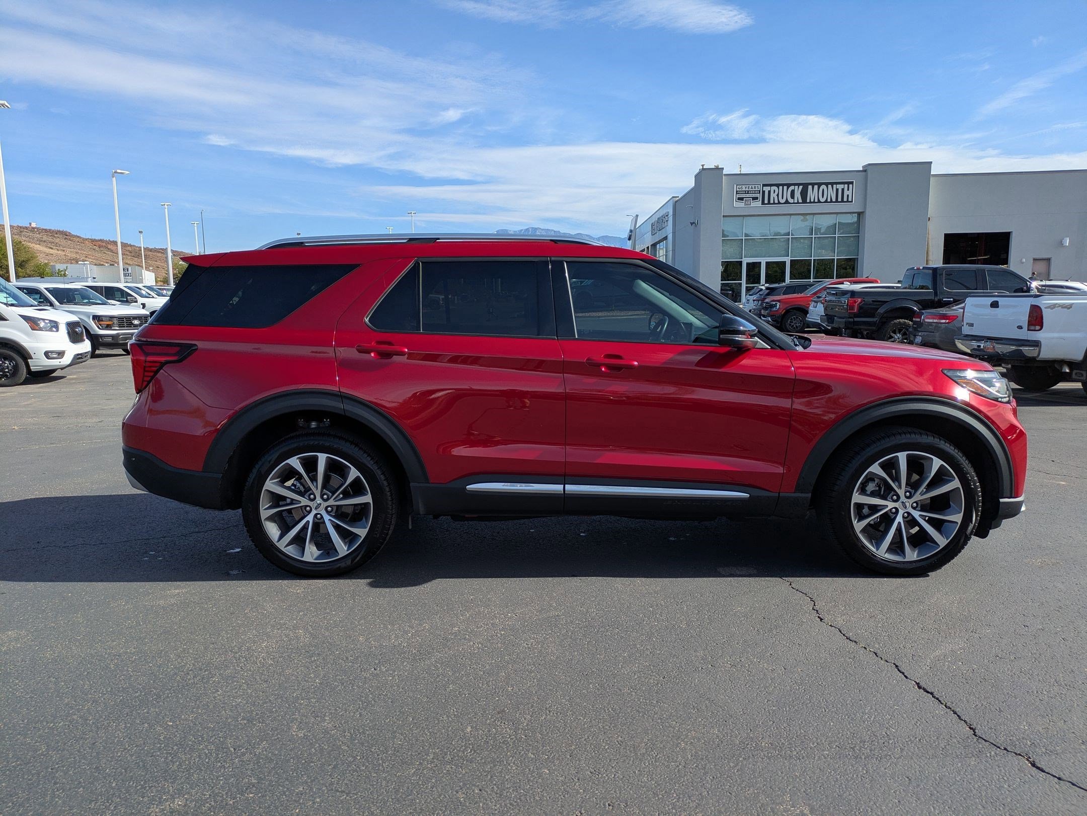Certified 2025 Ford Explorer Platinum w/ Ultimate Package AWD/4WD image 6