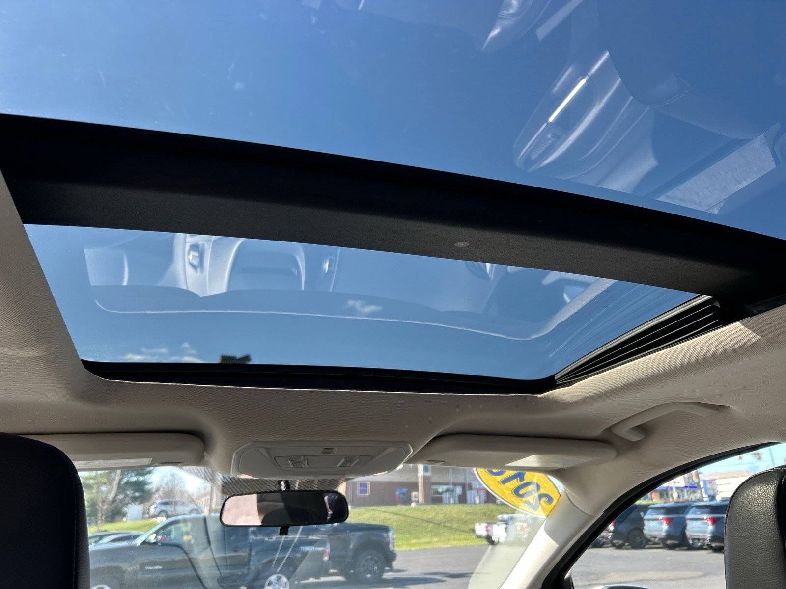 Certified 2018 Ford Escape SEL image 4