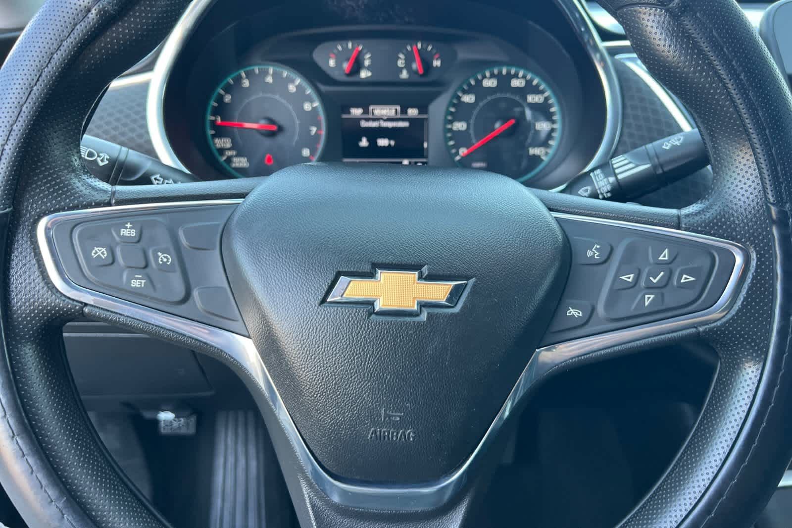 Used 2020 Chevrolet Malibu LT FWD image 22