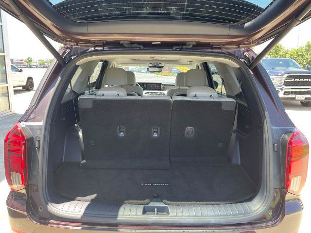 Used 2022 Hyundai Palisade Limited FWD image 16