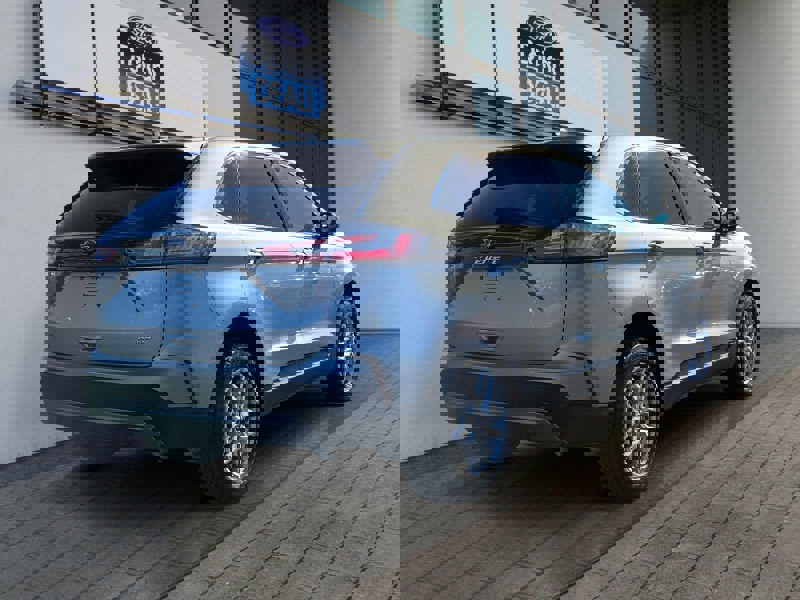 Certified 2022 Ford Edge SEL image 5