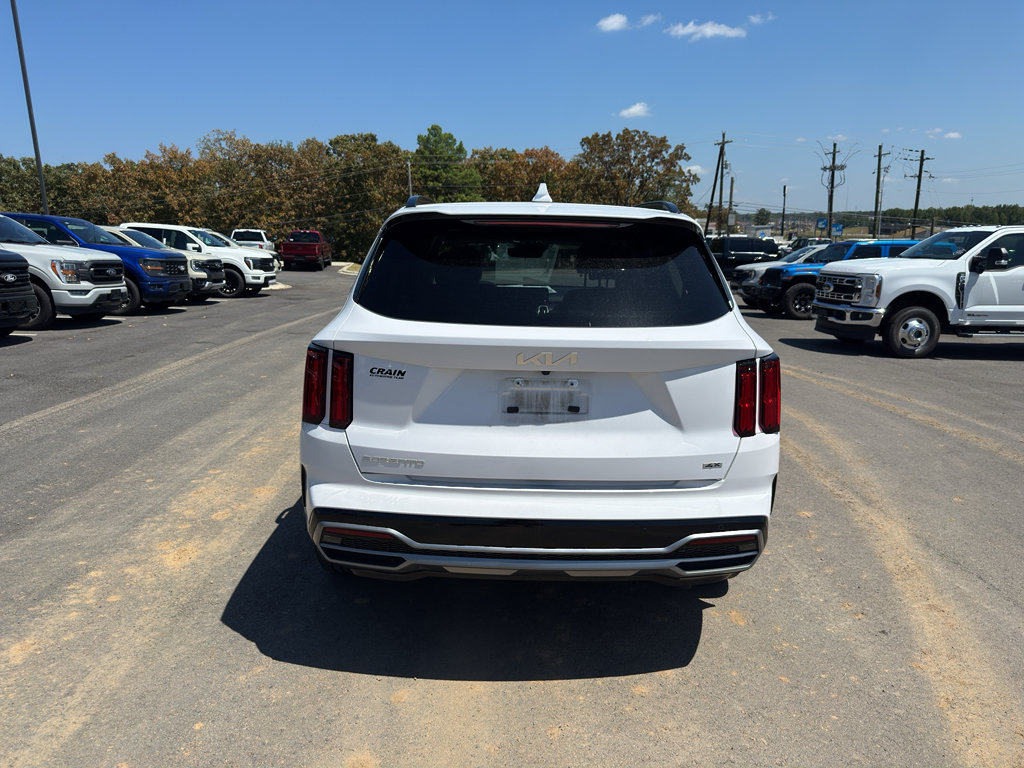 Used 2023 Kia Sorento SX AWD/4WD image 6