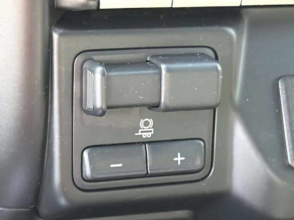 Used 2020 GMC Sierra 2500 Denali w/ Denali Ultimate Package image 18