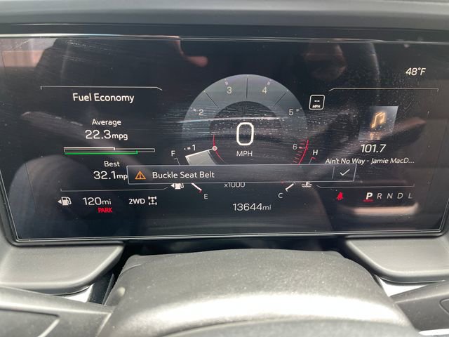 Used 2025 GMC Terrain Elevation w/ Black Edition AWD/4WD image 8