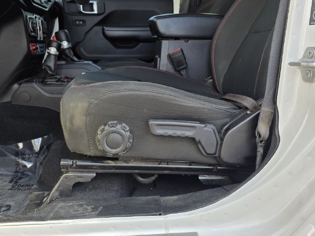 Used 2021 Jeep Wrangler Unlimited Rubicon AWD/4WD image 16
