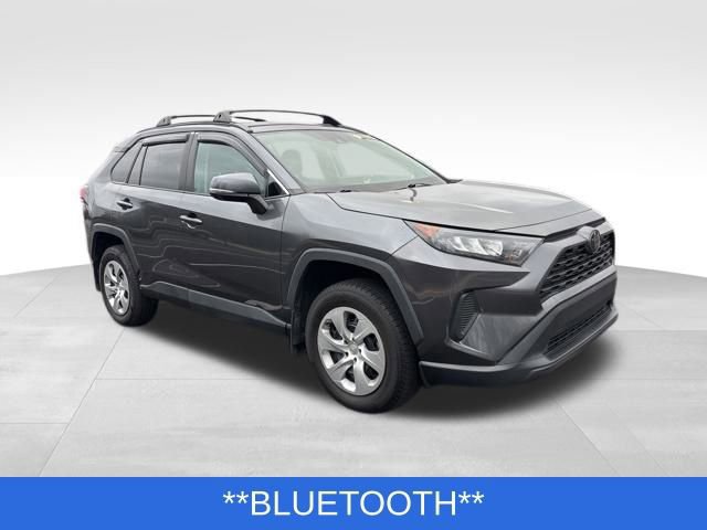 Used 2021 Toyota RAV4 LE image 6