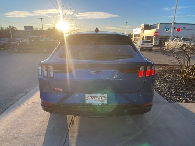 Certified 2025 Ford Mustang Mach-E GT image 4