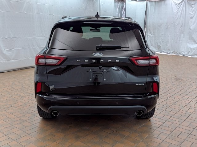 Certified 2023 Ford Escape ST-Line w/ Tech Pack #1 AWD/4WD image 4