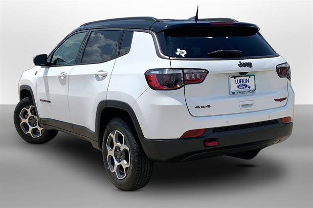 Used 2022 Jeep Compass Trailhawk w/ Trailhawk Convenience Group AWD/4WD image 11