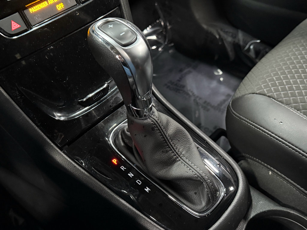 Used 2021 Buick Encore Preferred w/ Safety Package image 24