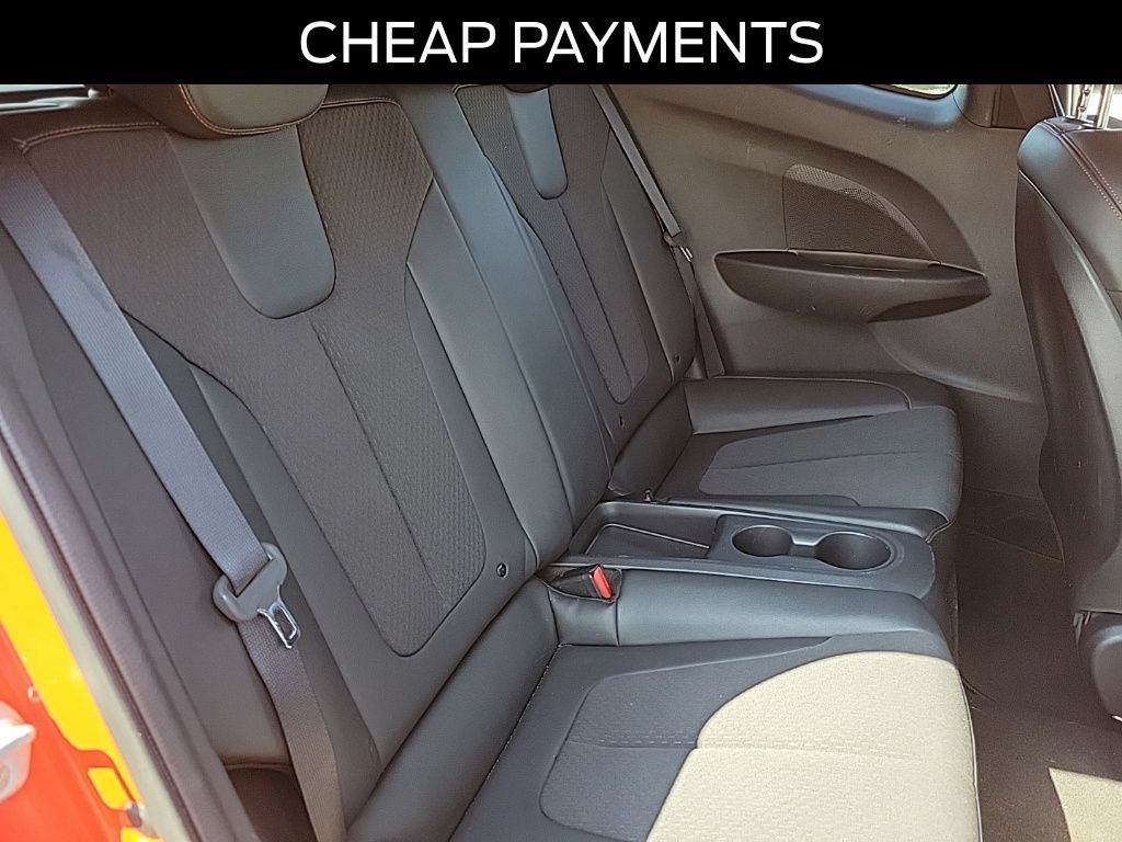 Used 2019 Hyundai Veloster Turbo FWD image 10