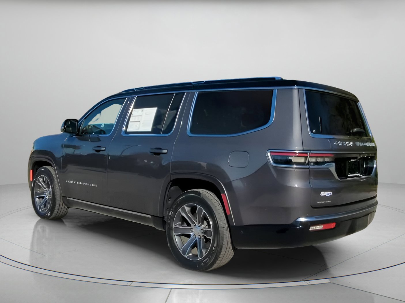 Used 2022 Jeep Grand Wagoneer Series I image 12