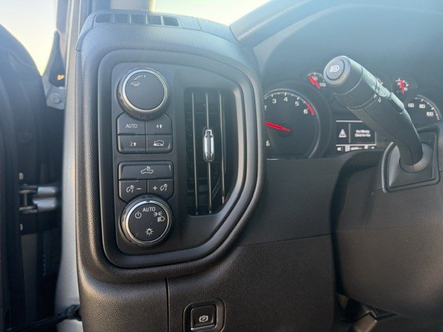 Used 2023 Chevrolet Silverado 1500 Custom w/ LPO, Dark Essentials Package AWD/4WD image 14