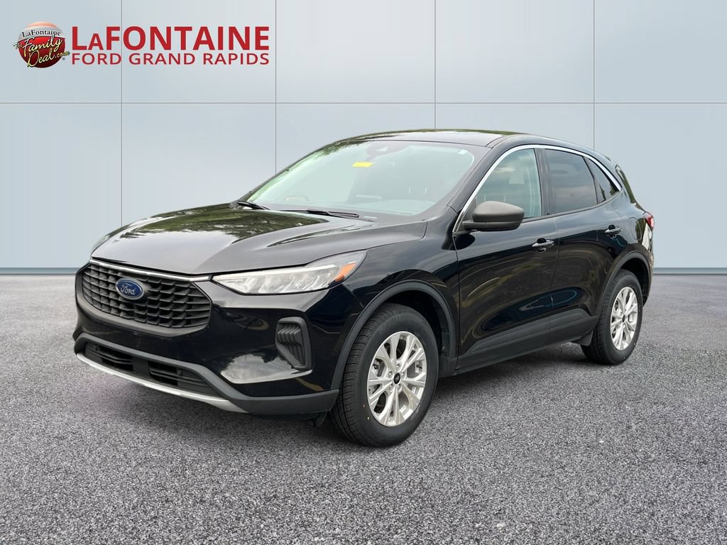 Certified 2023 Ford Escape Active AWD/4WD image 1