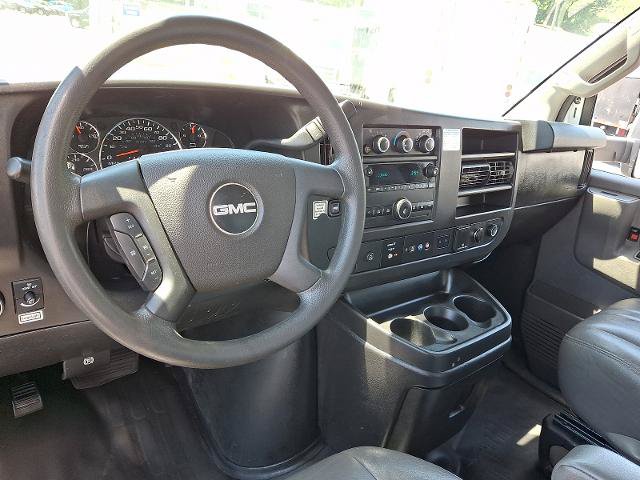 Used 2021 GMC Savana 3500 Extended w/ Power Convenience Package RWD image 10