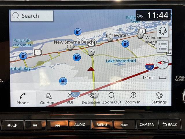 Used 2024 Nissan Pathfinder Platinum w/ Black Appearance Package FWD image 26
