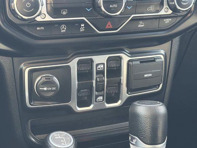 Used 2021 Jeep Gladiator Sport AWD/4WD image 16