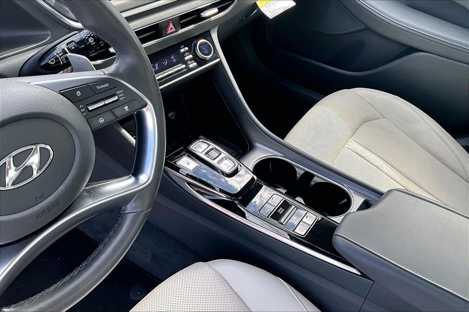 Used 2020 Hyundai Sonata Limited FWD image 18