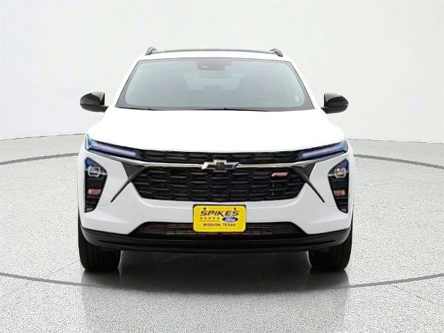 Used 2025 Chevrolet Trax RS w/ Sunroof Package FWD image 2