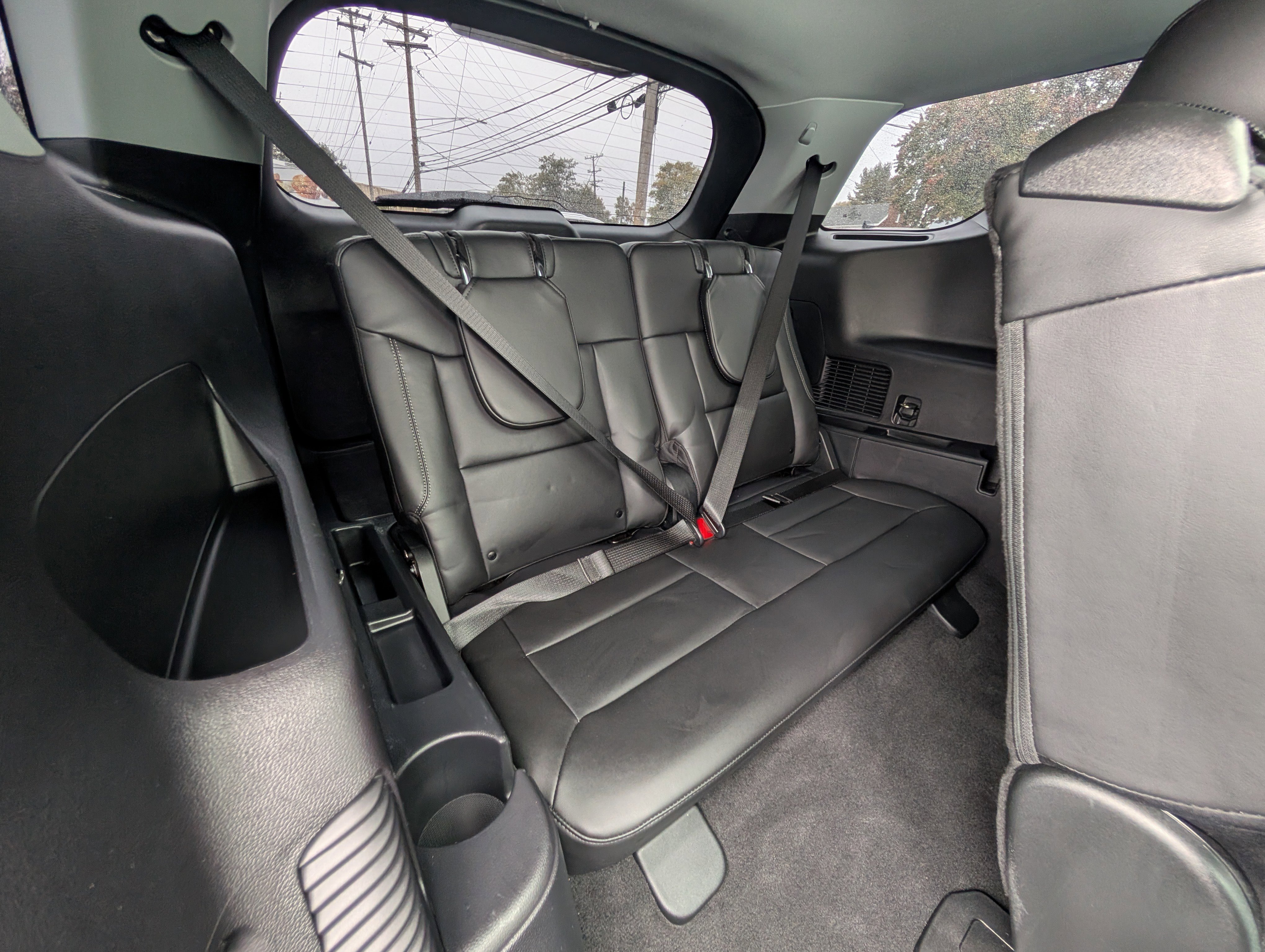 Certified 2022 Ford Explorer XLT w/ Equipment Group 202A image 14