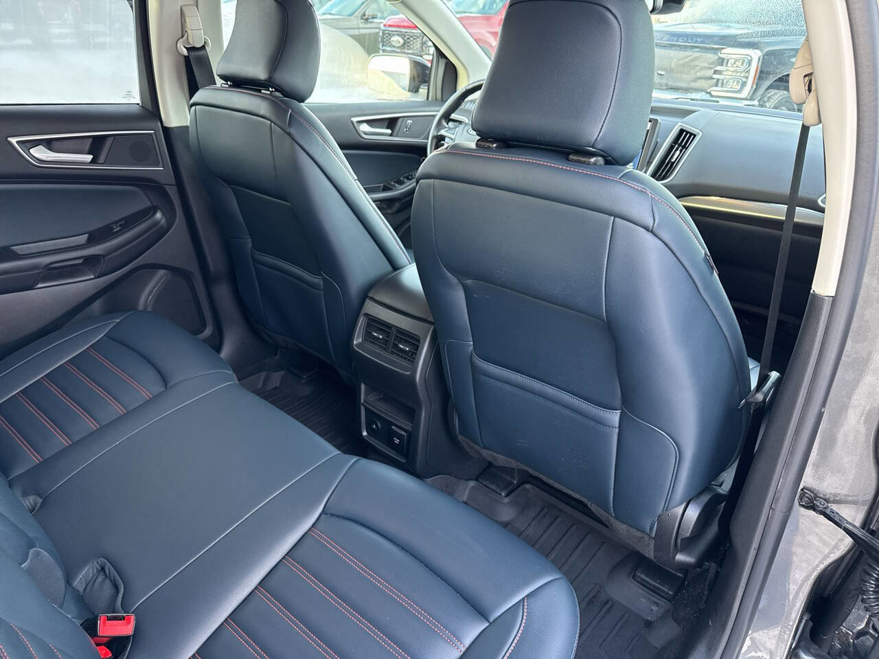 Certified 2022 Ford Edge SEL w/ Sport Appearance Package image 38