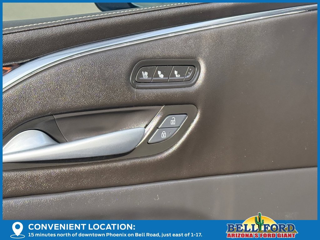 Used 2024 Cadillac Escalade ESV Premium Luxury AWD/4WD image 20
