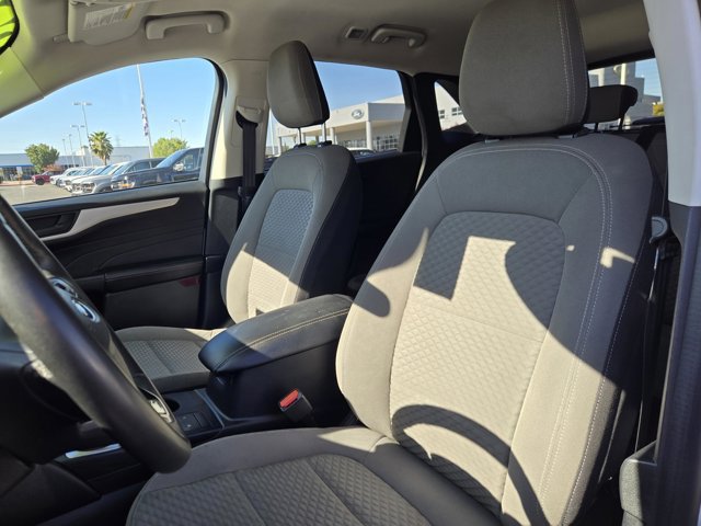 Certified 2022 Ford Escape SE w/ SE Sport Appearance Package FWD image 20