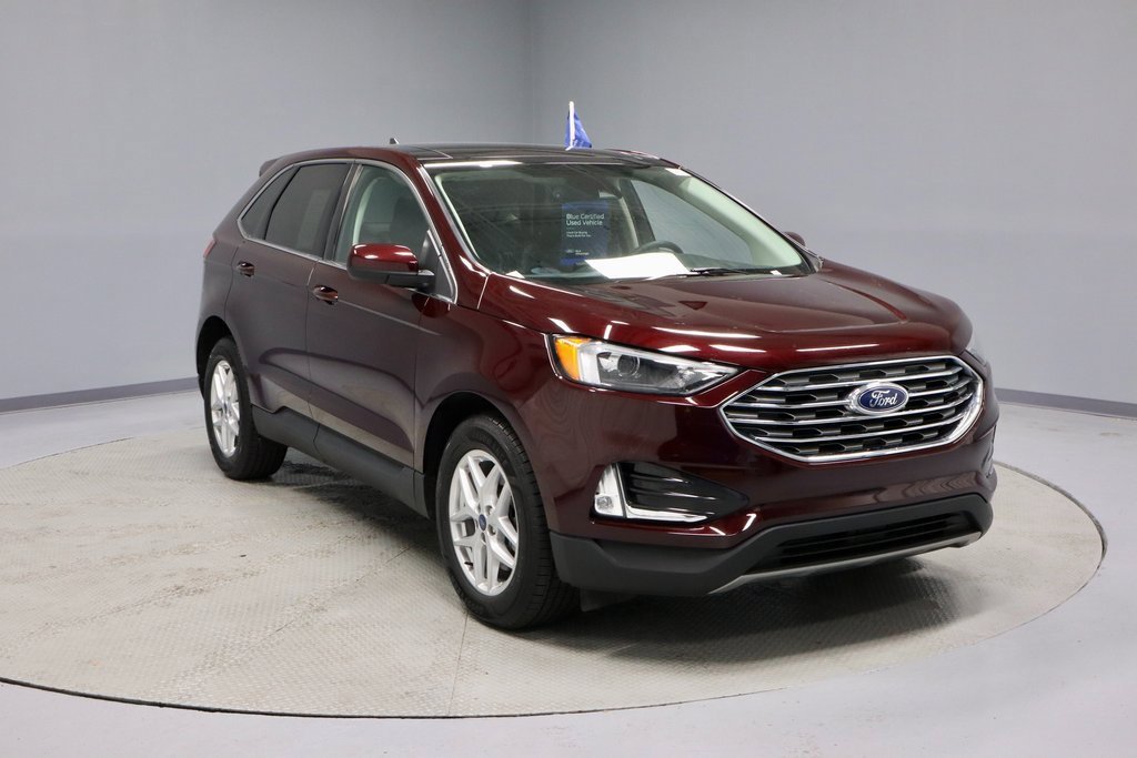 Certified 2022 Ford Edge SEL w/ Convenience Package