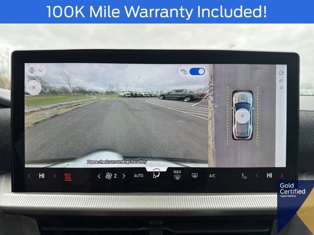 Certified 2025 Ford Explorer Platinum w/ LUX Leather Package AWD/4WD image 35
