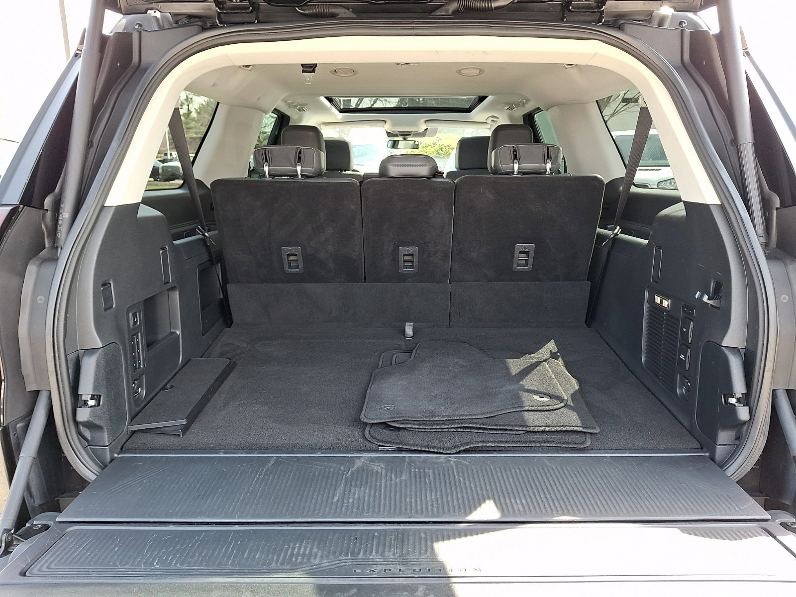 Certified 2025 Ford Expedition Max Active AWD/4WD image 31