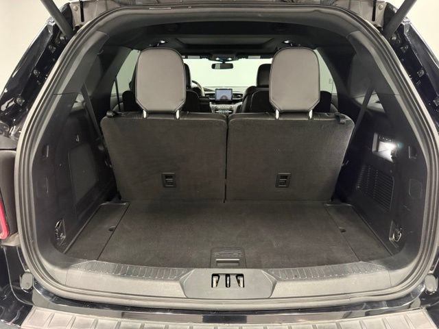 Certified 2020 Ford Explorer ST w/ ST Street Pack AWD/4WD image 41