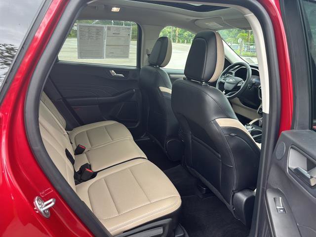 Certified 2021 Ford Escape SEL w/ Technology Package AWD/4WD image 19