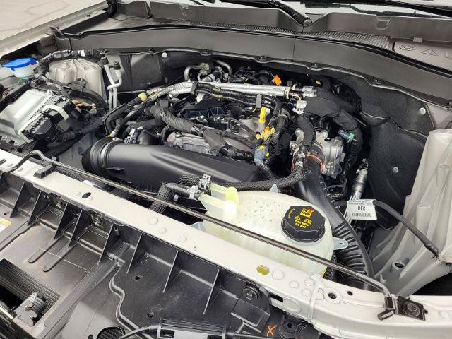Certified 2025 Ford Explorer Active RWD image 36