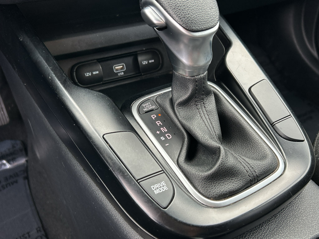 Used 2020 Kia Soul S FWD image 21
