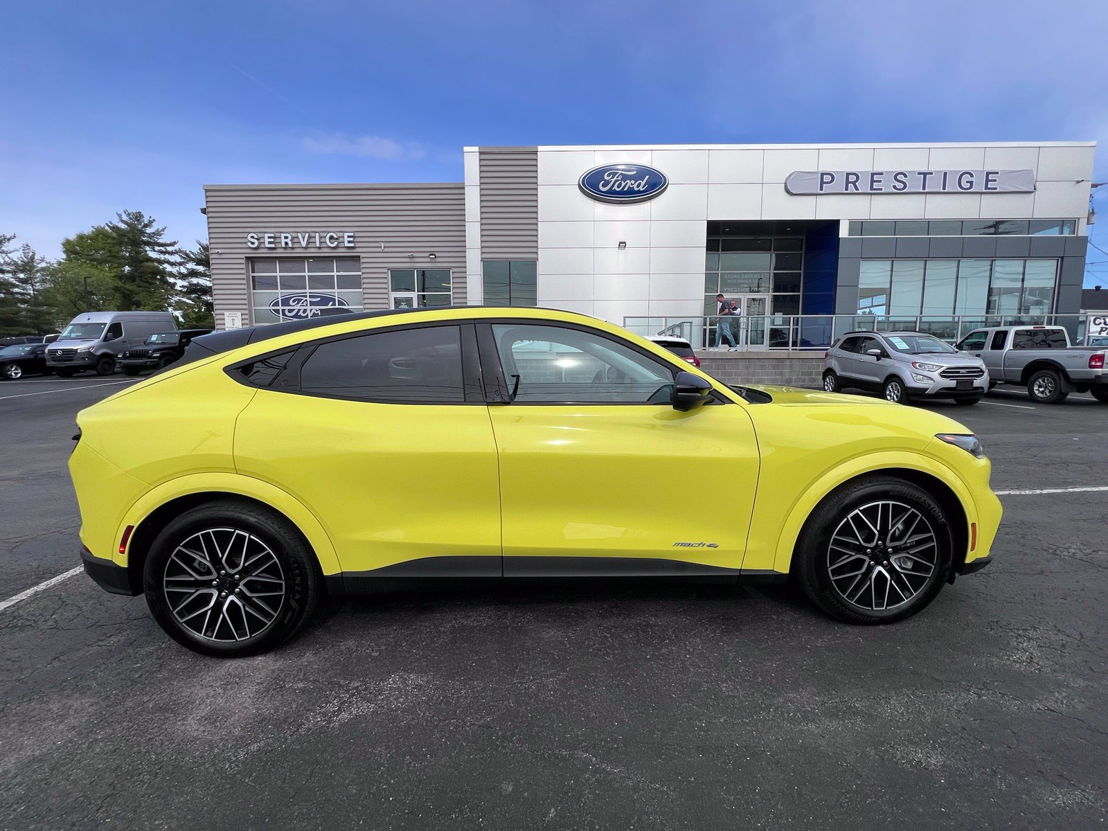 Certified 2025 Ford Mustang Mach-E Premium AWD/4WD image 12