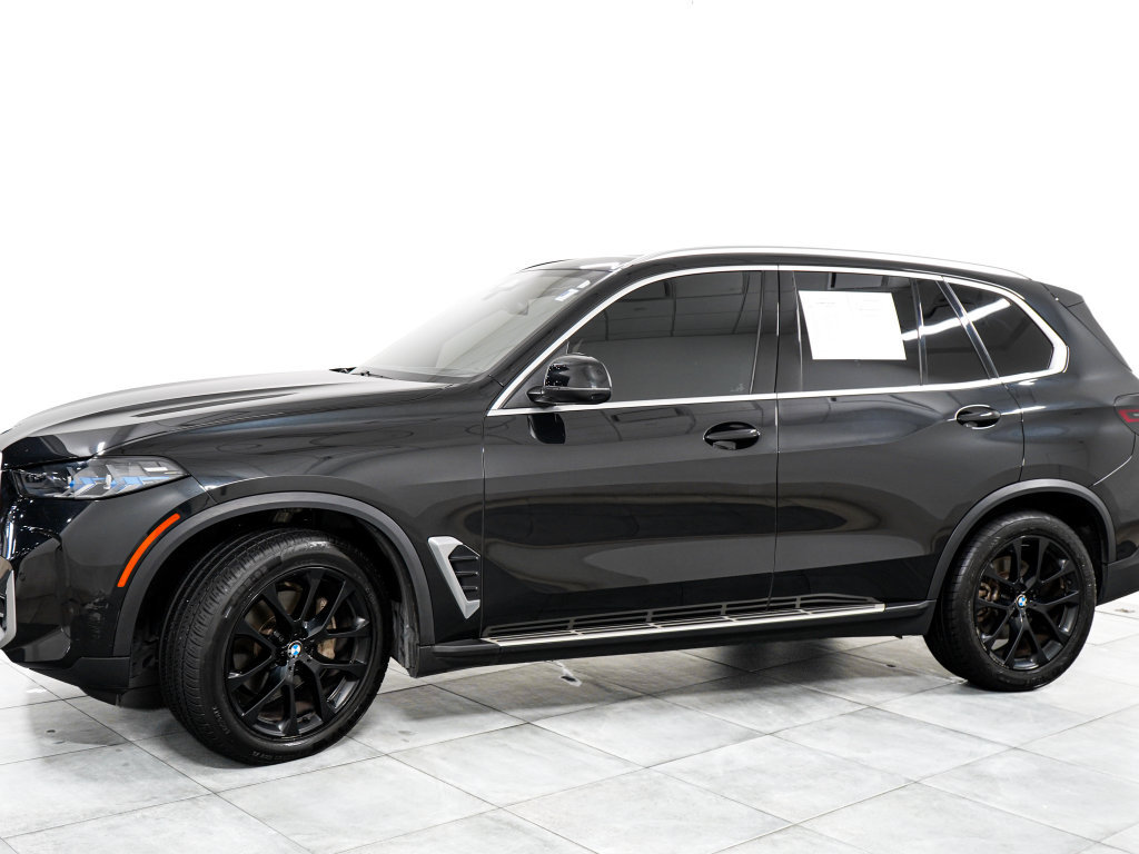 Used 2024 BMW X5 xDrive40i AWD/4WD image 4
