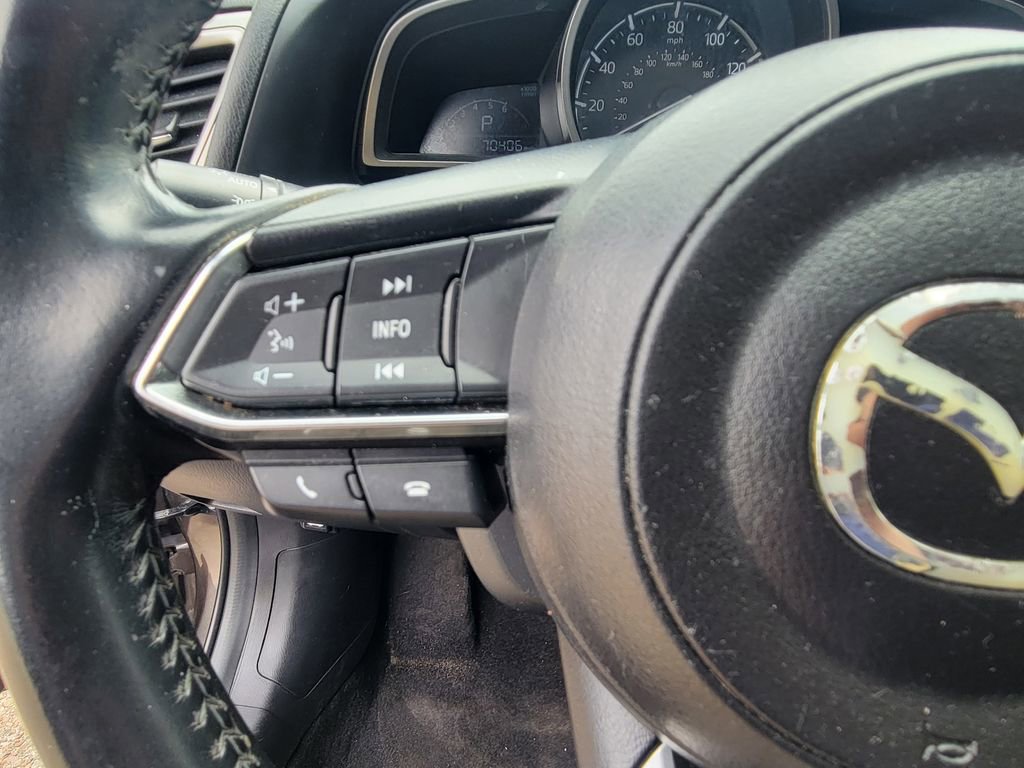Used 2018 MAZDA MAZDA3 Touring image 21