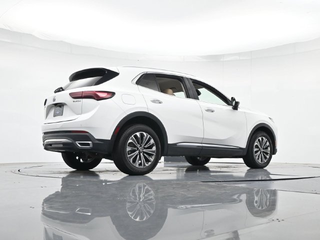 Used 2024 Buick Envision Preferred AWD/4WD image 28
