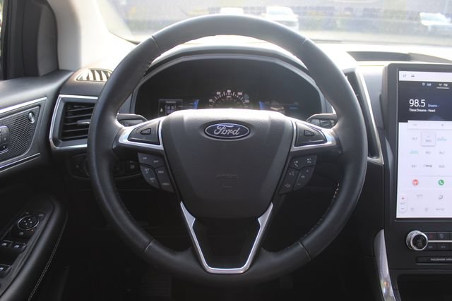 Certified 2024 Ford Edge Titanium AWD/4WD image 6