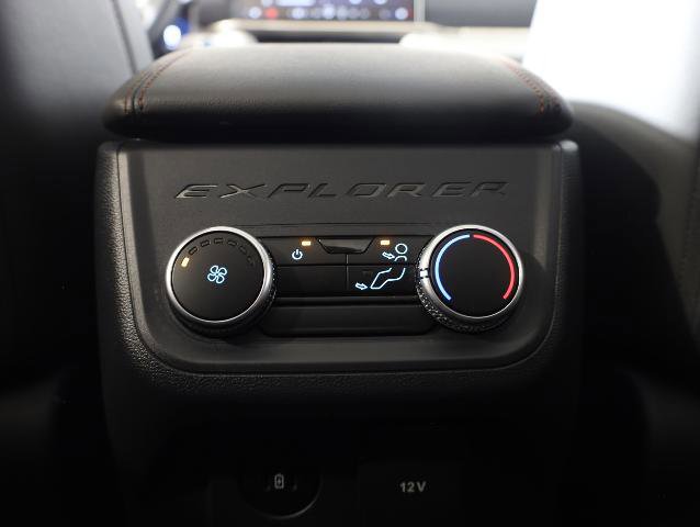Certified 2025 Ford Explorer Active w/ Active Comfort Package image 20