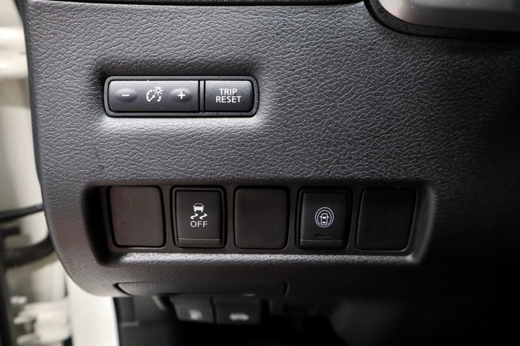 Used 2020 Nissan Murano S w/ Technology Package AWD/4WD image 26