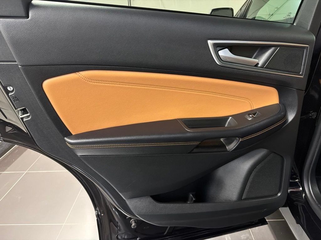 Certified 2024 Ford Edge Titanium w/ Titanium Elite Package AWD/4WD image 34