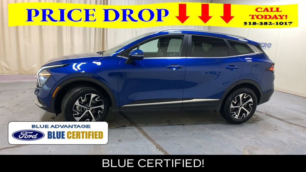 Used 2025 Kia Sportage EX AWD/4WD image 3