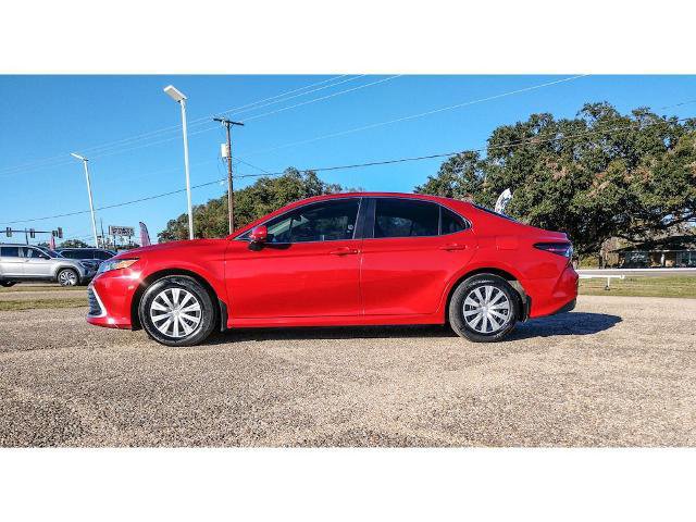 Used 2024 Toyota Camry LE image 4